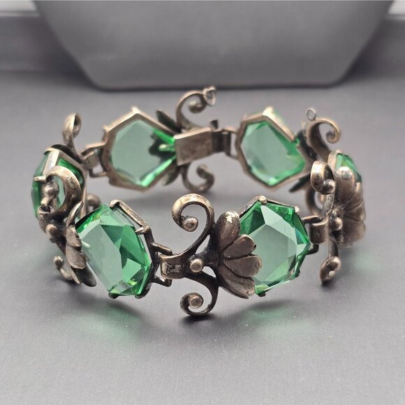 Art Nouveau Sterling Silver Demi-Parure Green Glass Floral Bracelet Earrings - Picture 2 of 16